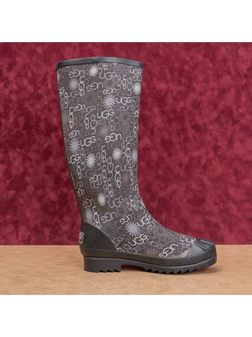 UGG new no